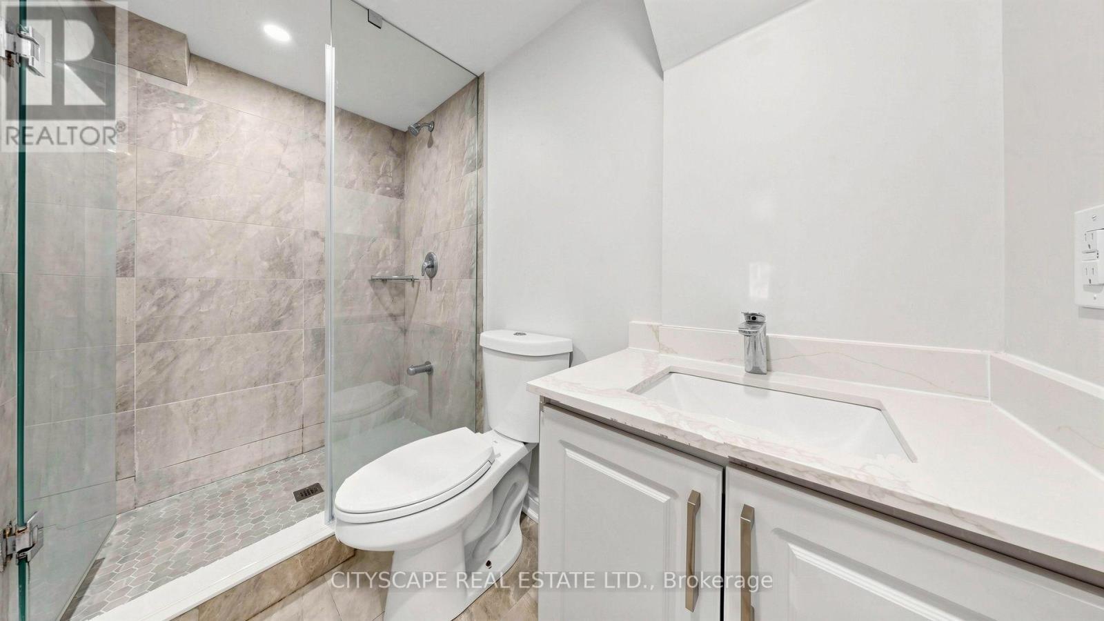 769 White Clover Way, Mississauga, ON - Indoor Photo Showing Other Room