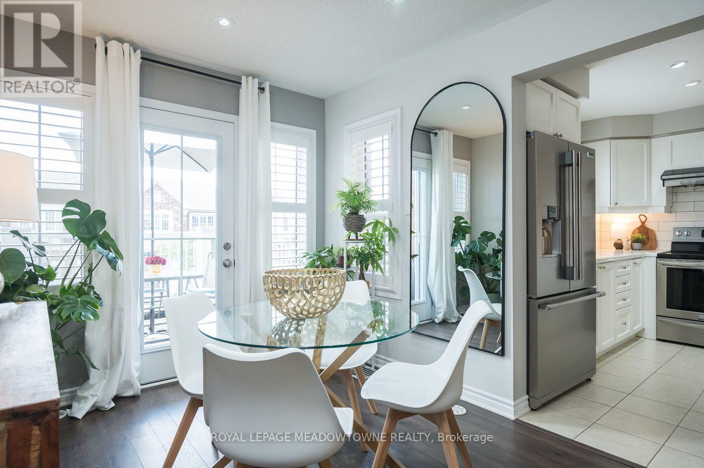 298 Reis Place, Milton, ON - Indoor Photo Showing Other Room