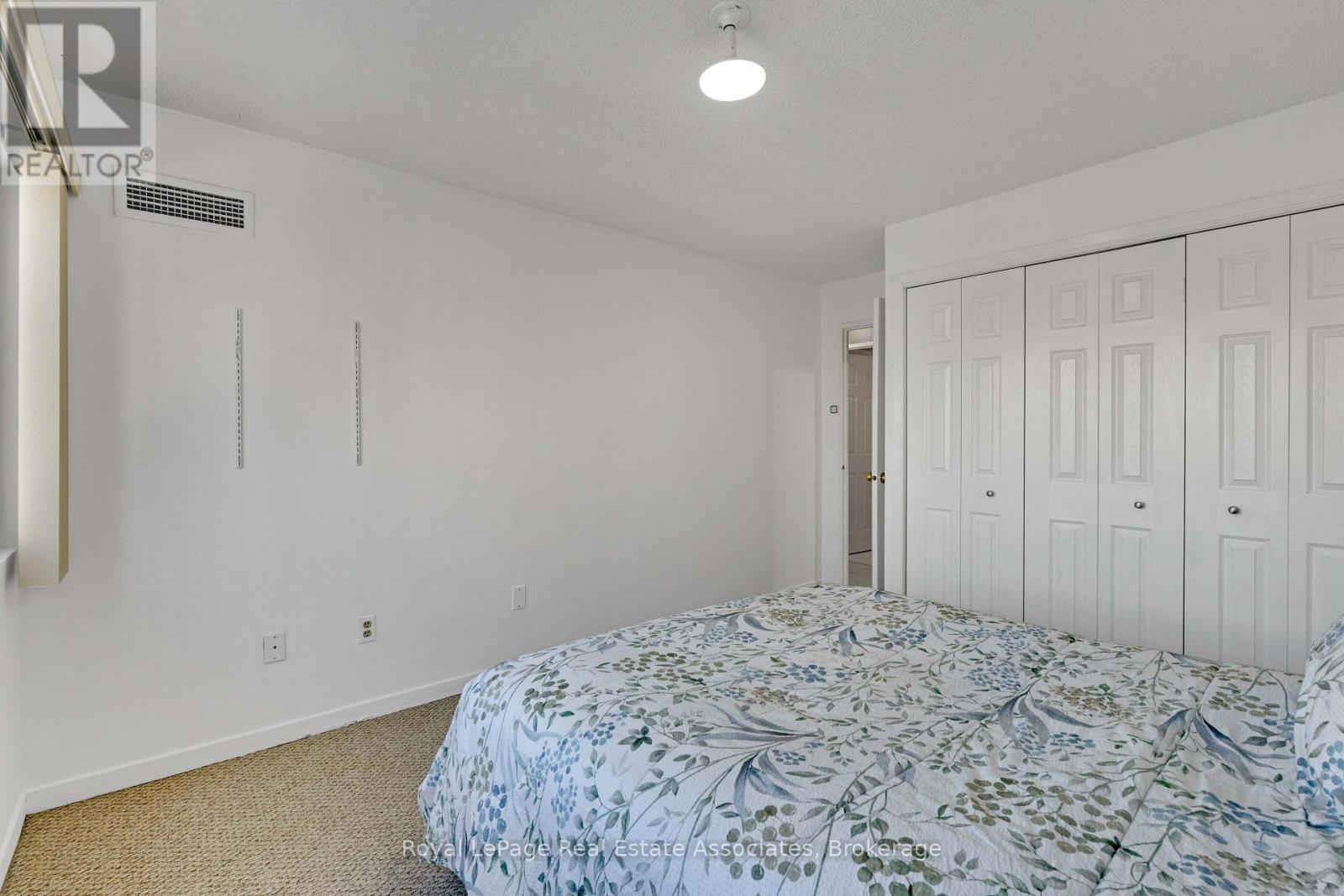 912 - 50 Elm Drive E, Mississauga, ON - Indoor Photo Showing Bedroom