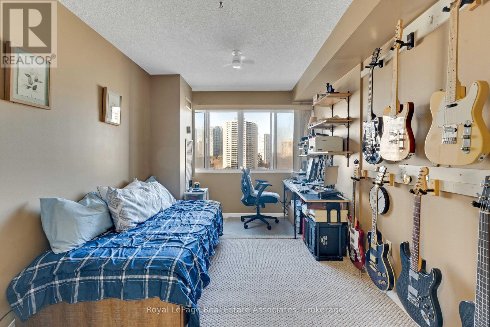 912 - 50 Elm Drive E, Mississauga, ON - Indoor