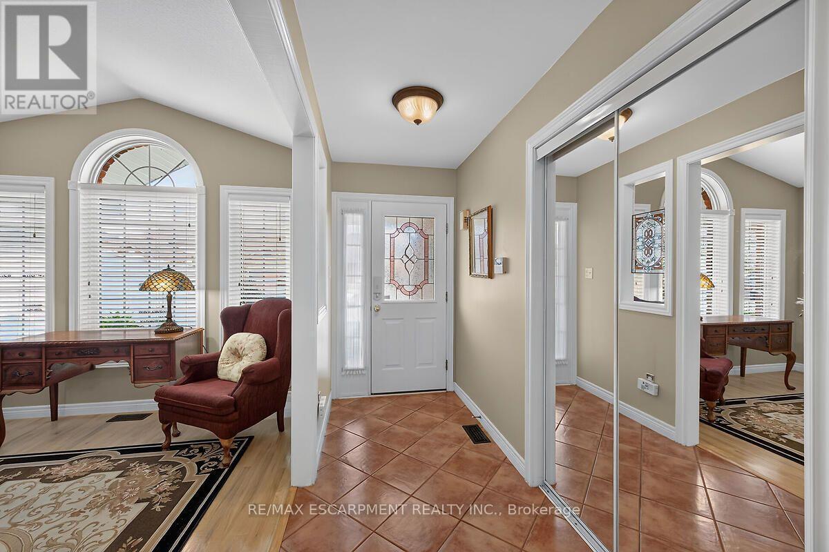 25 Eric Burke Court, Hamilton, ON - Indoor Photo Showing Other Room