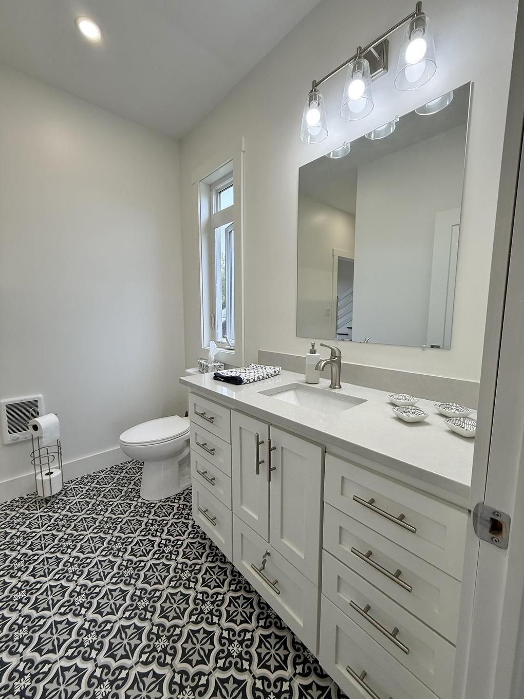 32 Blue Heron Crescent, North Rustico, PE - Indoor Photo Showing Bathroom