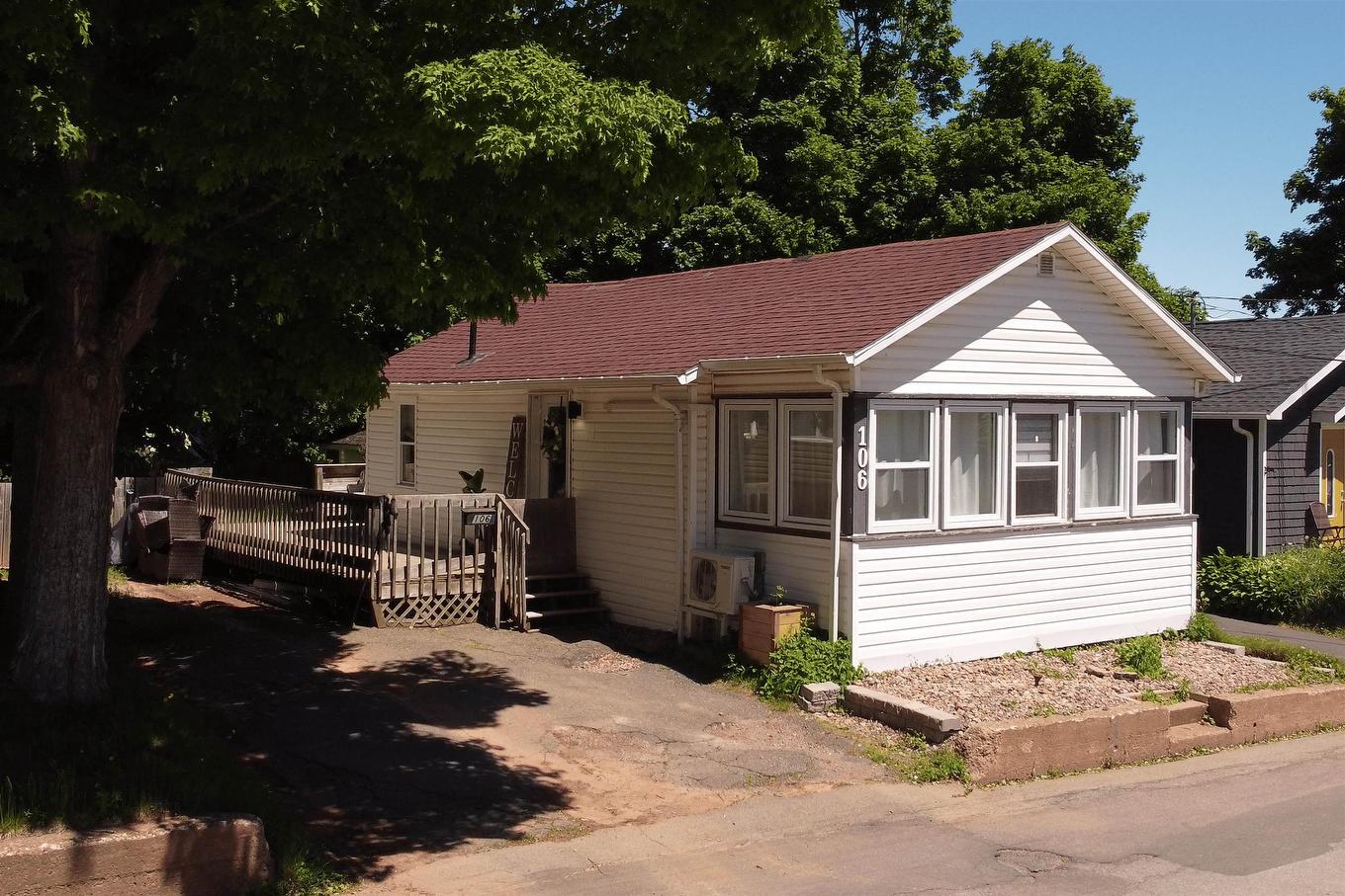 106 Spring Park Road, Charlottetown, PE - Outdoor