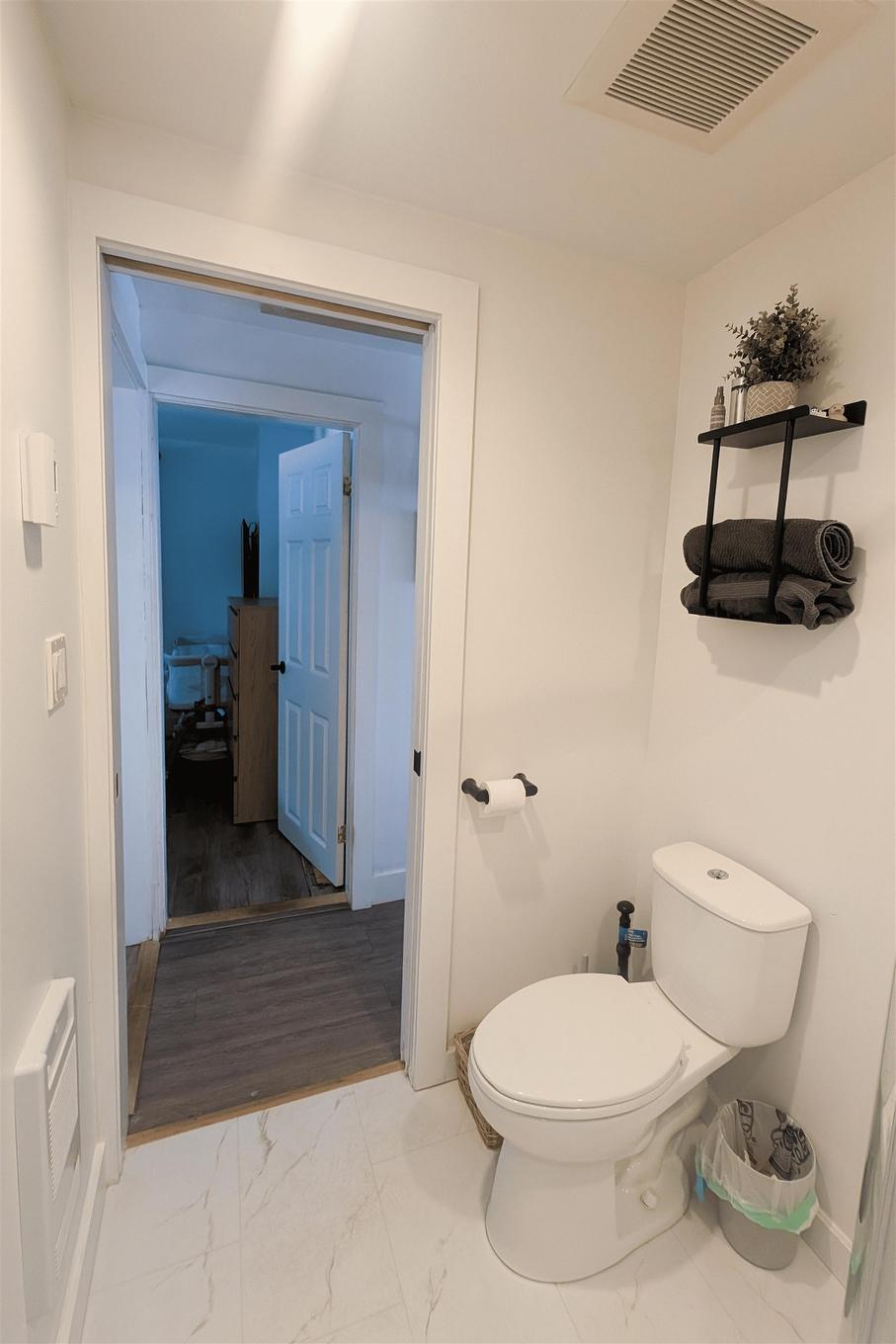 106 Spring Park Road, Charlottetown, PE - Indoor Photo Showing Bathroom