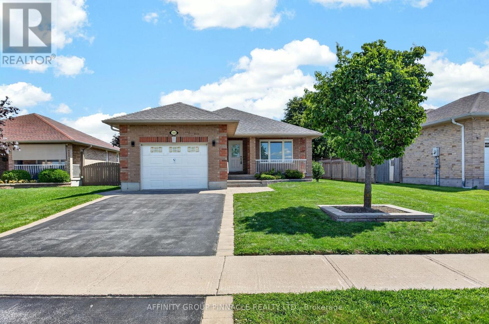 186 Mclaughlin Road, Kawartha Lakes (Lindsay), ON - Outdoor With Facade
