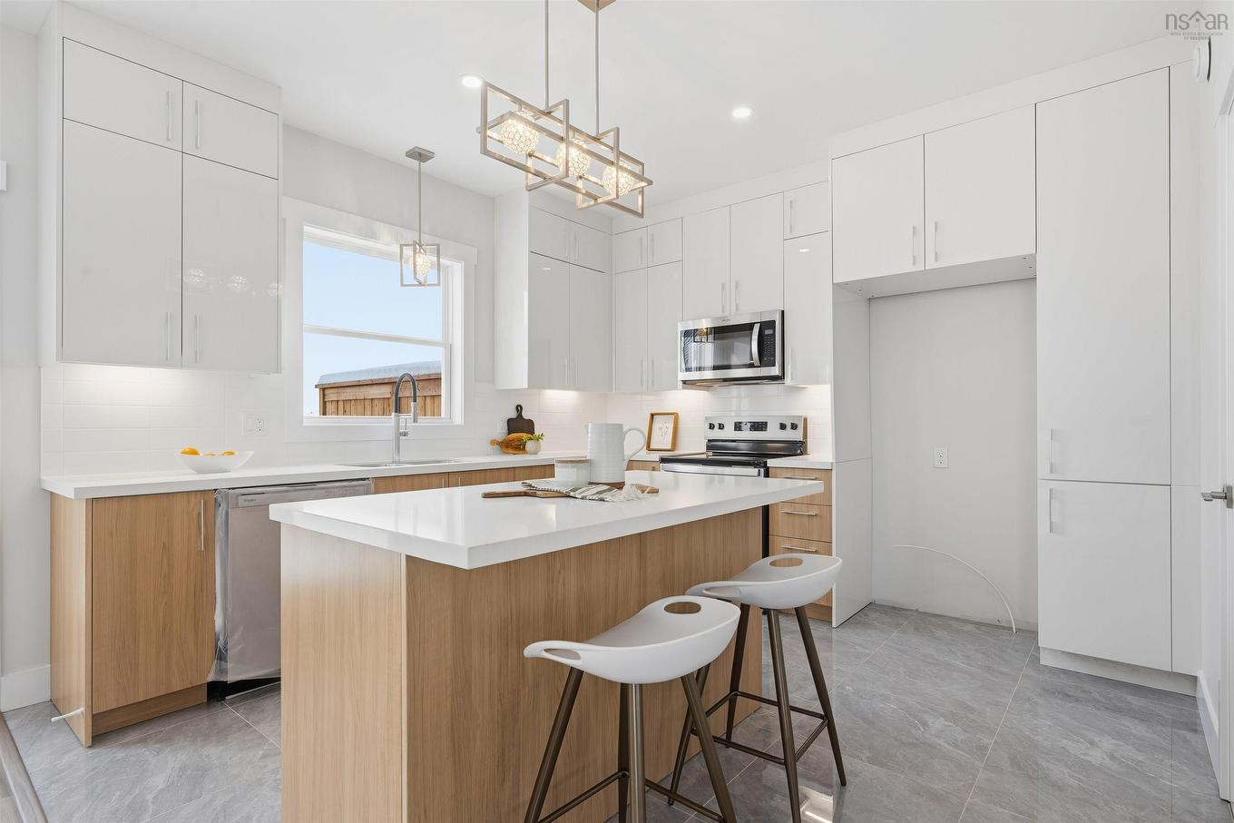 21 Zeppelin Crescent, Beechville, NS - Indoor Photo Showing Kitchen With Upgraded Kitchen