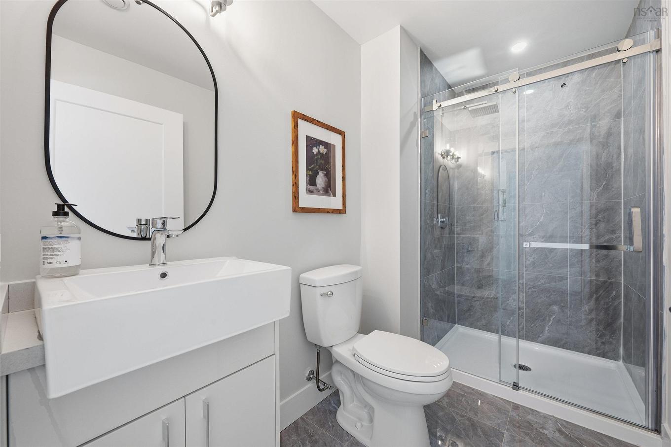 21 Zeppelin Crescent, Beechville, NS - Indoor Photo Showing Bathroom