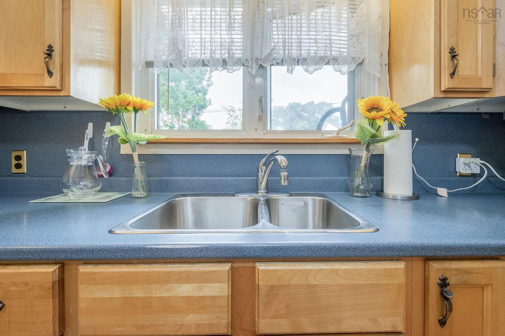 13 Campbells Lane, New Glasgow, NS - Indoor Photo Showing Kitchen With Double Sink
