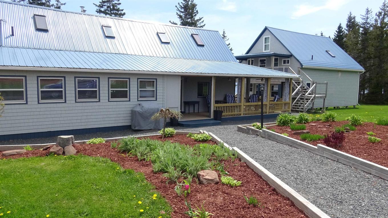 11561 Shore Road, Little Sands, PE