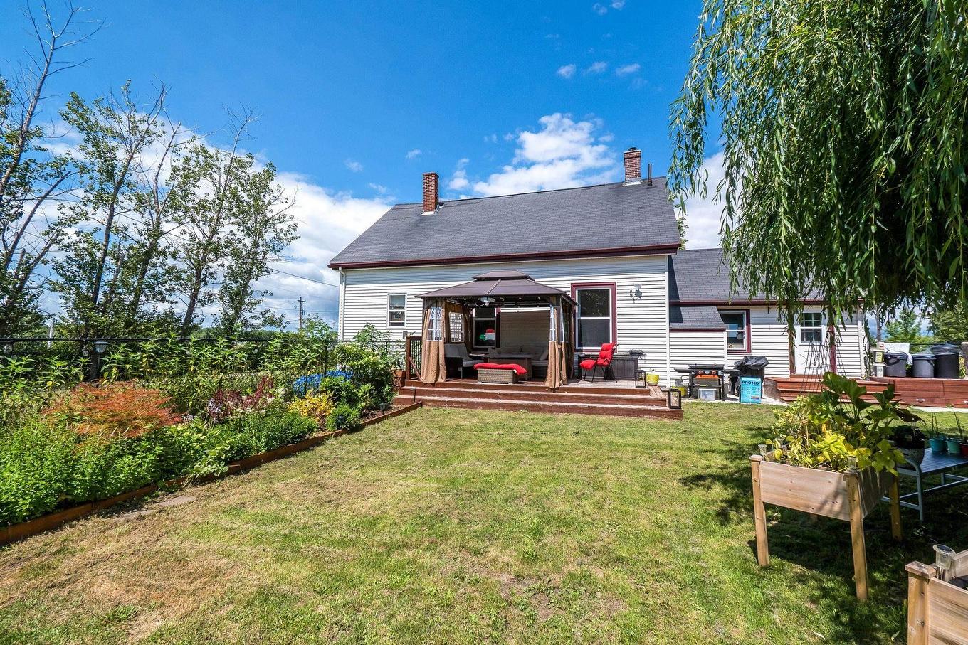 301 Town Road, Falmouth, NS - Outdoor With Deck Patio Veranda