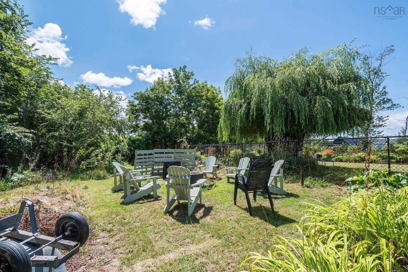 301 Town Road, Falmouth, NS - Outdoor
