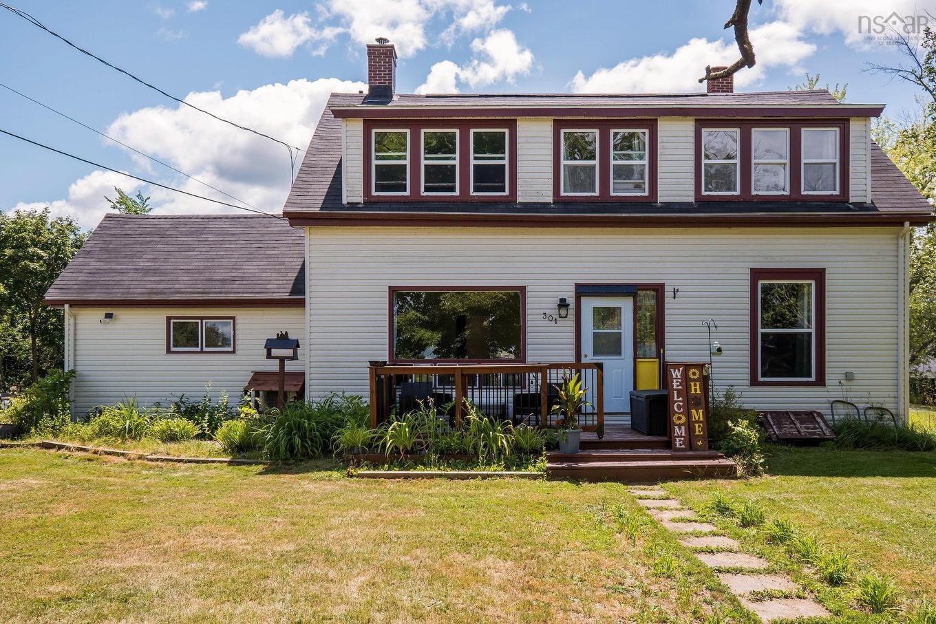 301 Town Road, Falmouth, NS - Outdoor