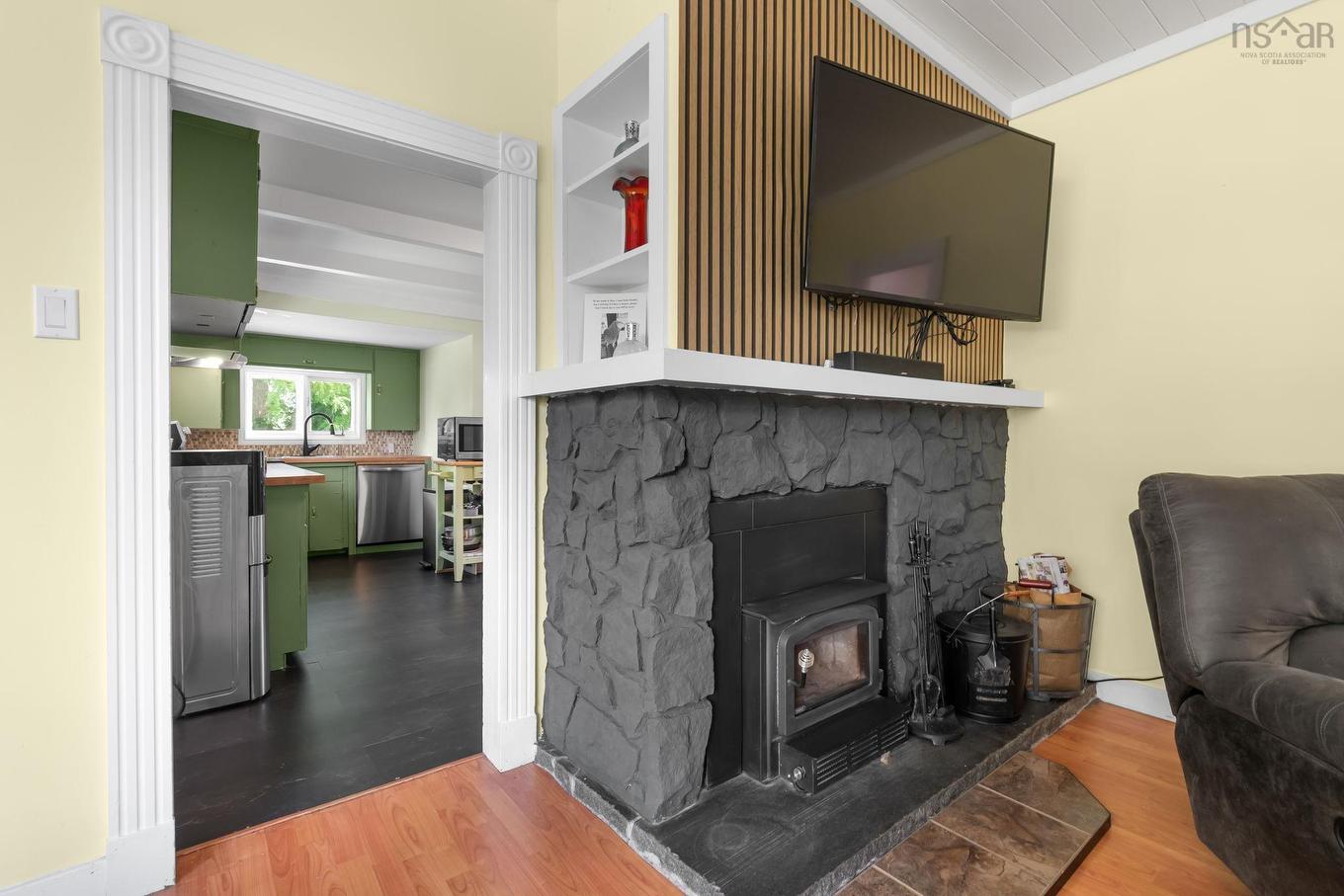 301 Town Road, Falmouth, NS - Indoor Photo Showing Living Room With Fireplace