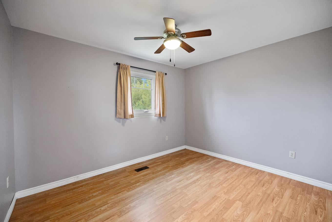3179 Five Houses Road, Fort Augustus, PE - Indoor Photo Showing Other Room