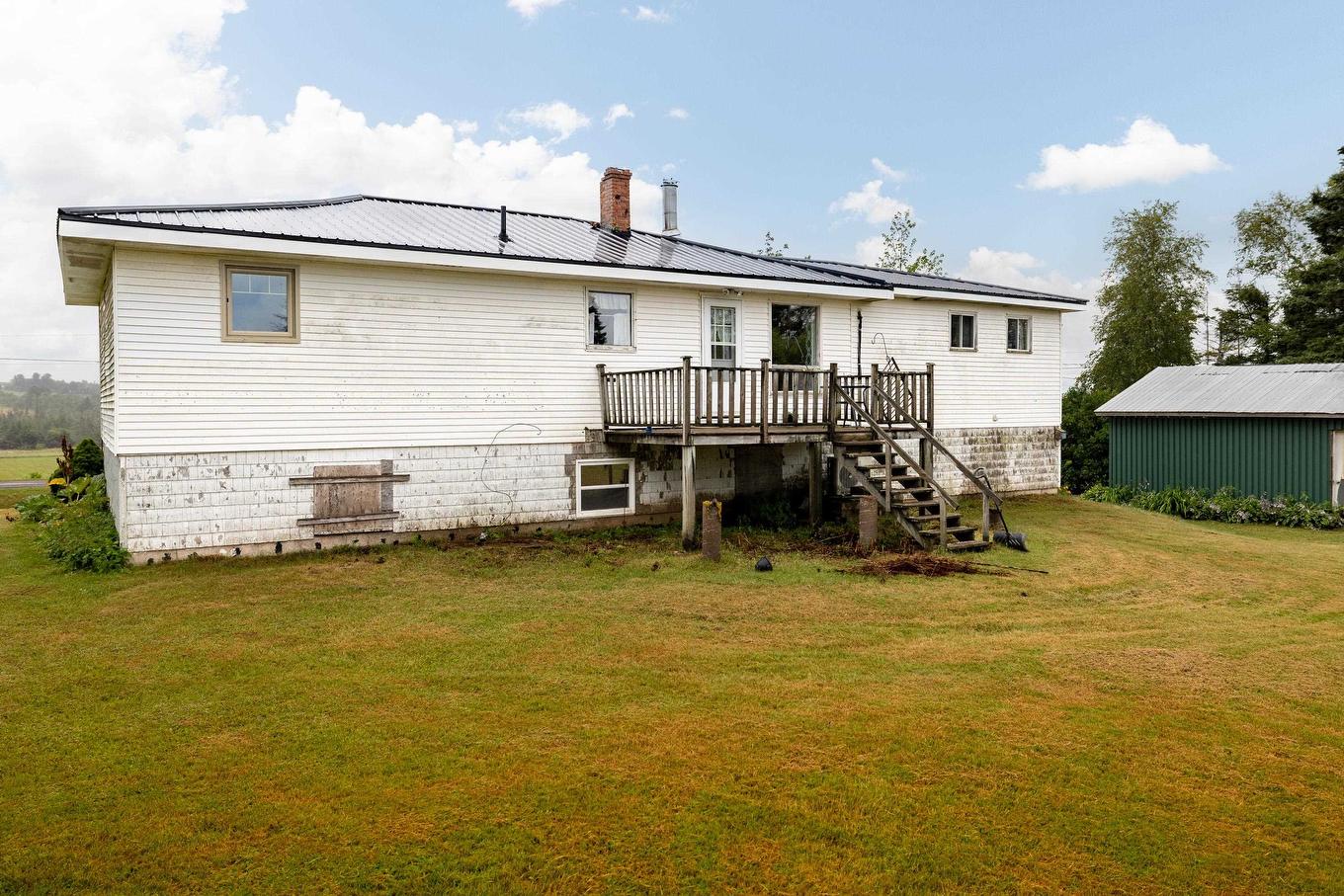 3179 Five Houses Road, Fort Augustus, PE - Outdoor With Deck Patio Veranda