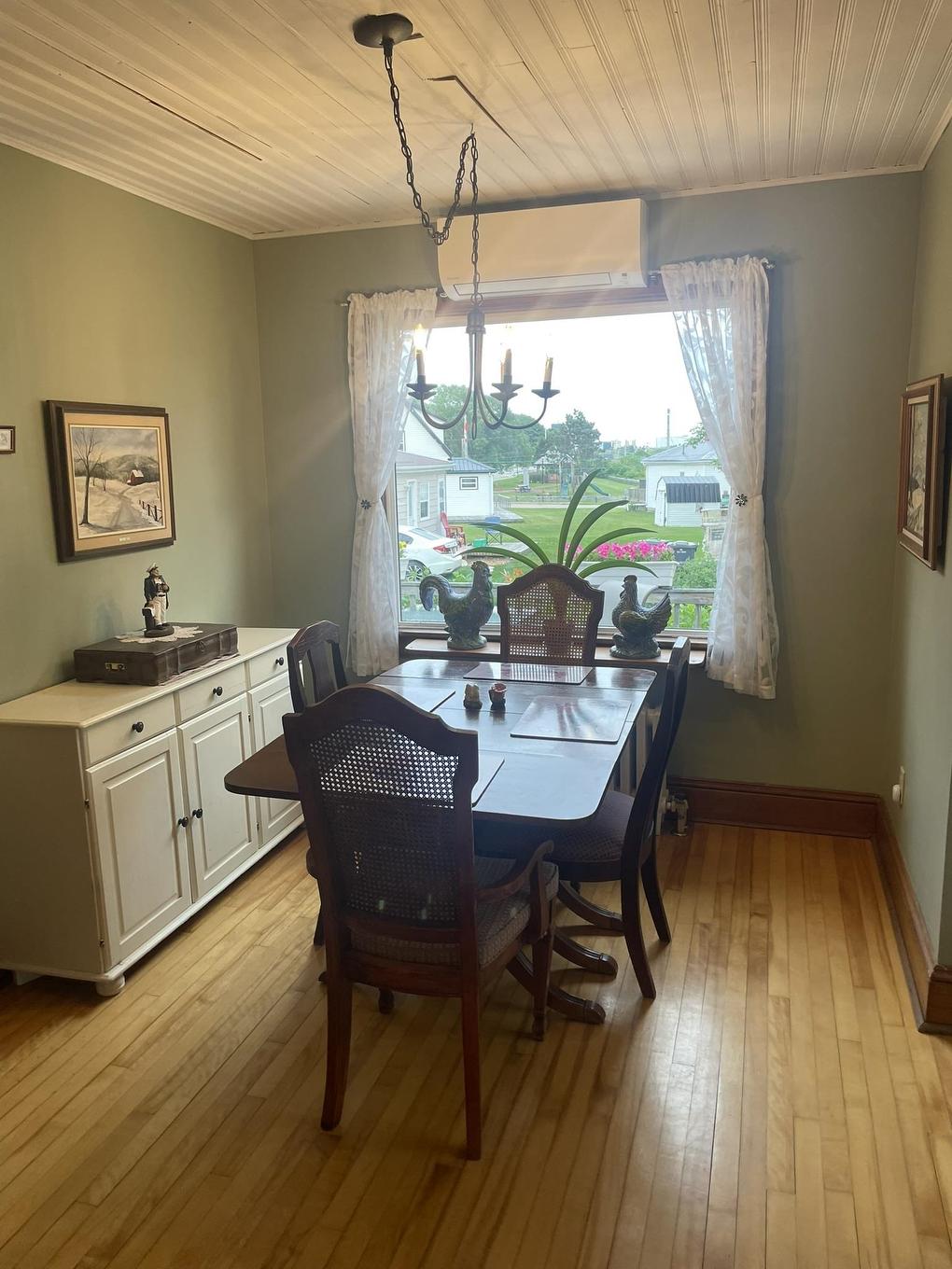 11 Belle Avenue, Souris, PE - Indoor Photo Showing Dining Room