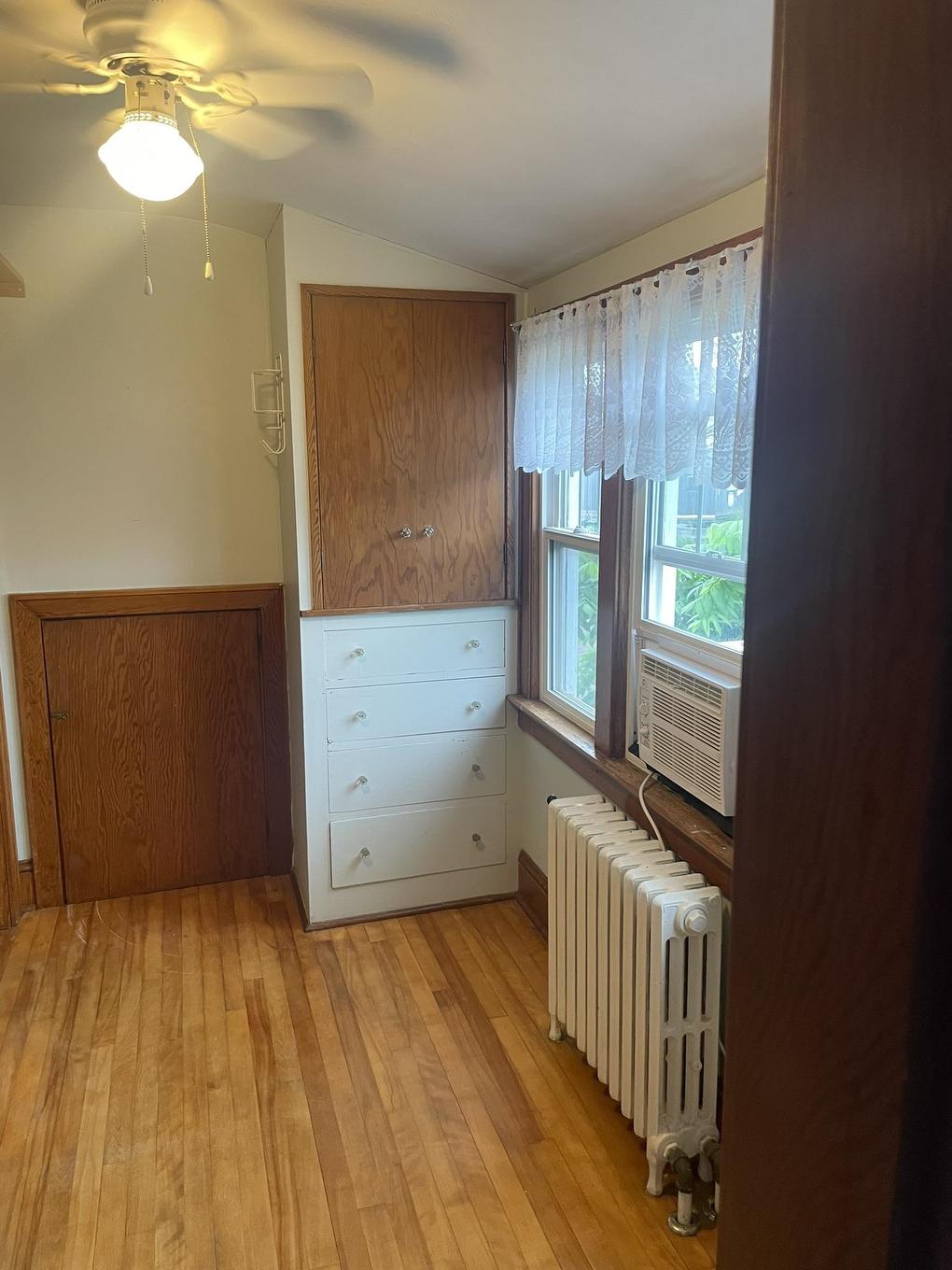 11 Belle Avenue, Souris, PE - Indoor Photo Showing Other Room