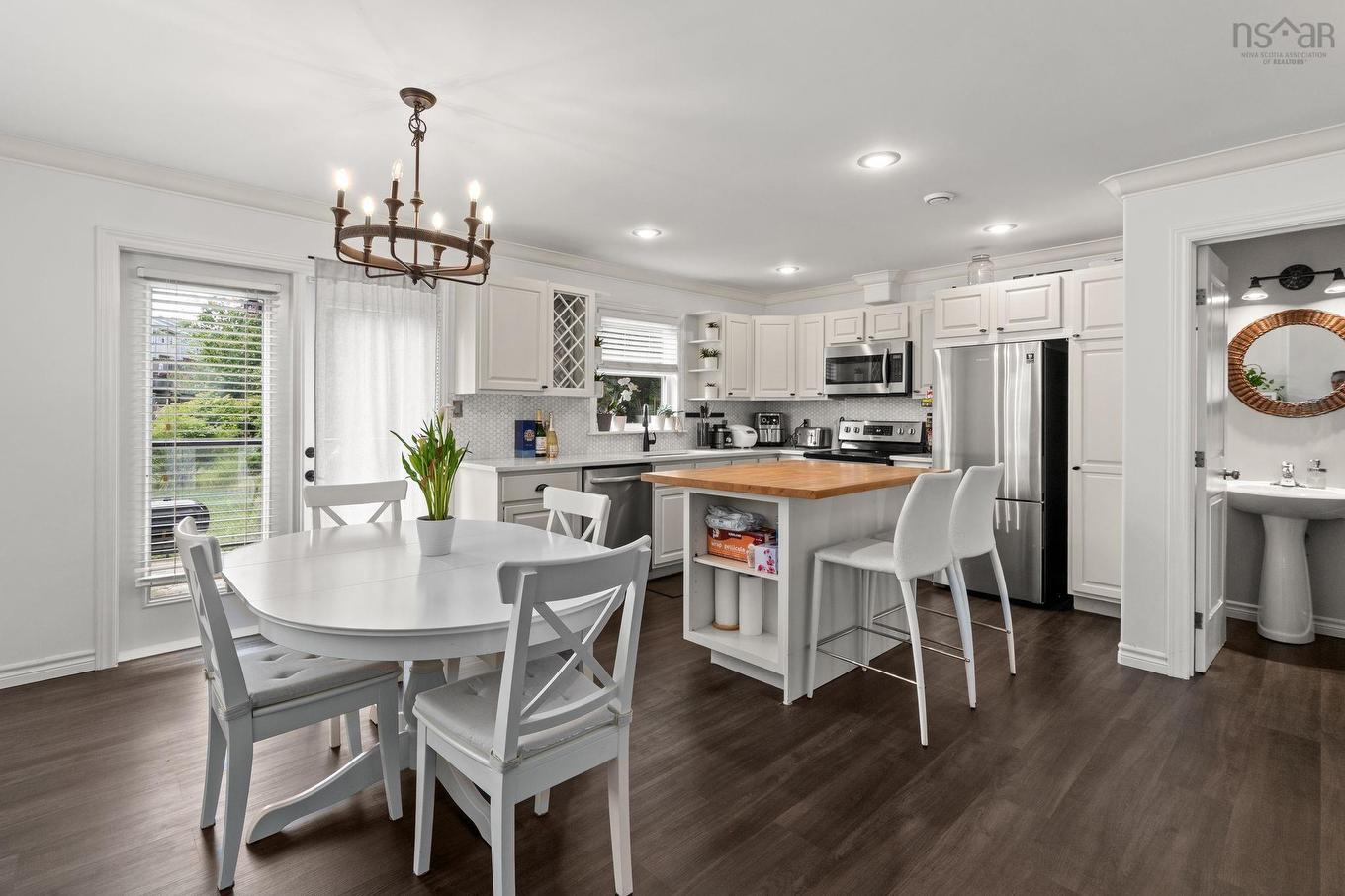 72 Fleetview Drive, Halifax, NS - Indoor Photo Showing Dining Room