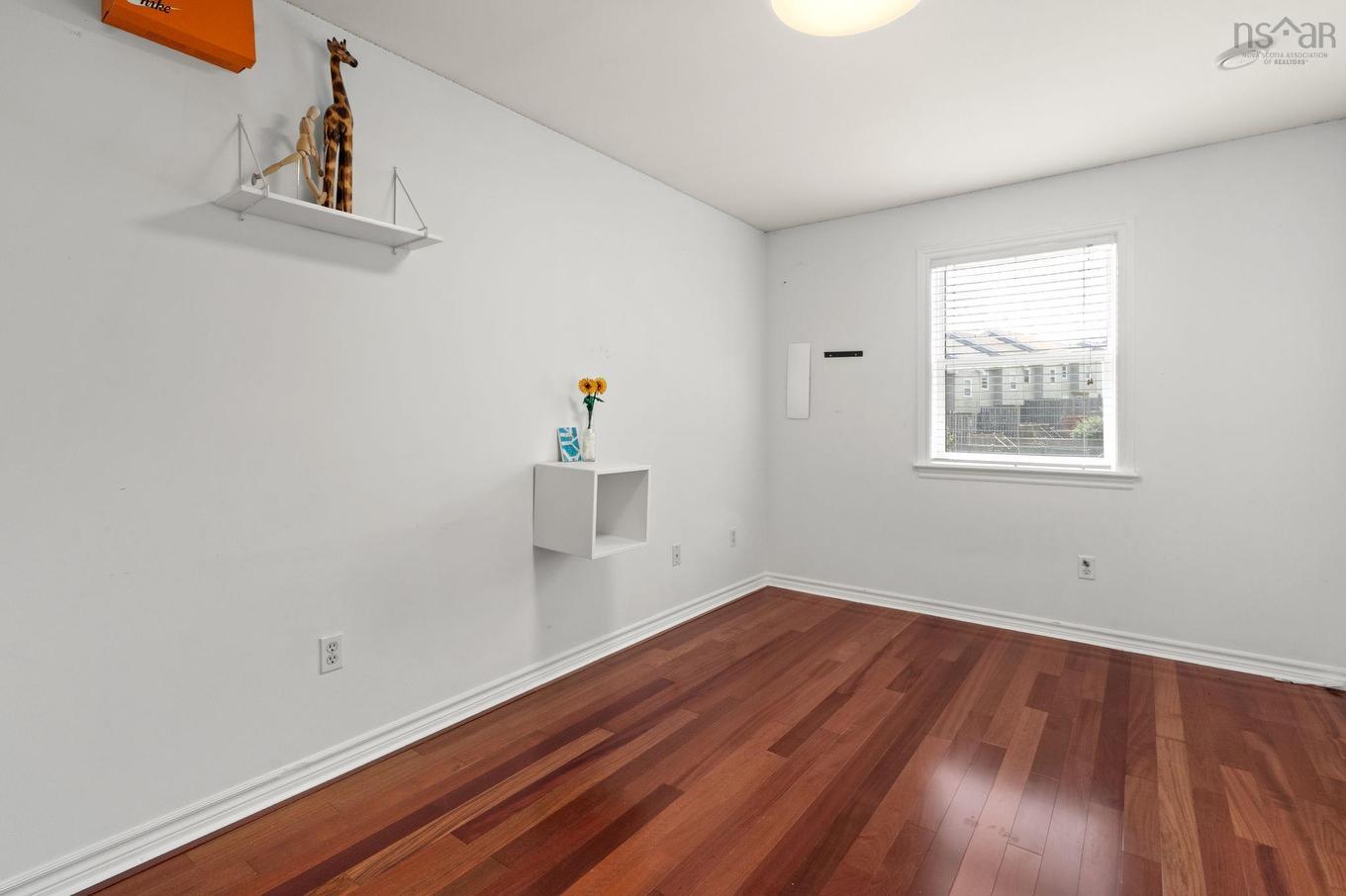 72 Fleetview Drive, Halifax, NS - Indoor Photo Showing Other Room