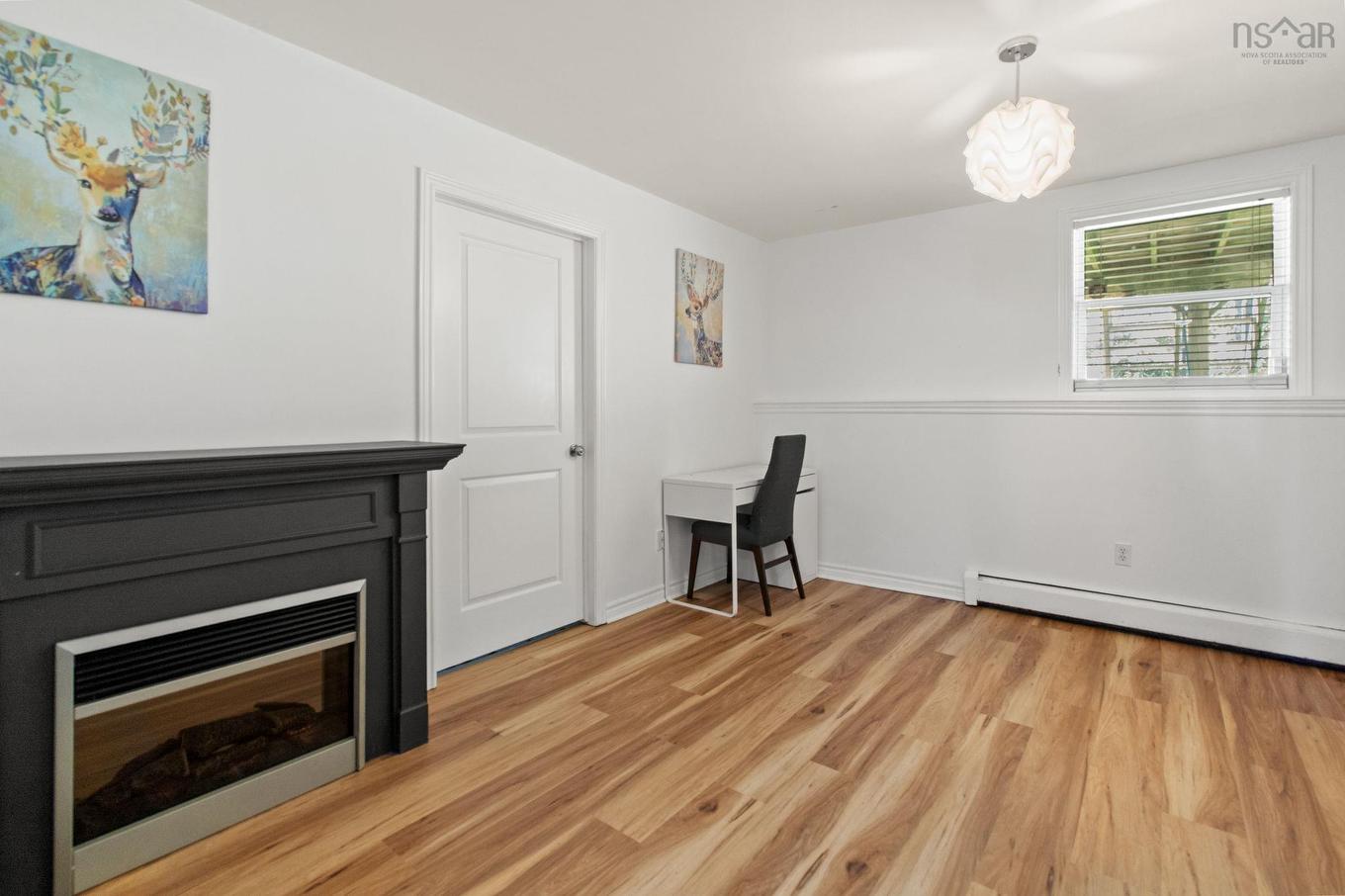 72 Fleetview Drive, Halifax, NS - Indoor With Fireplace