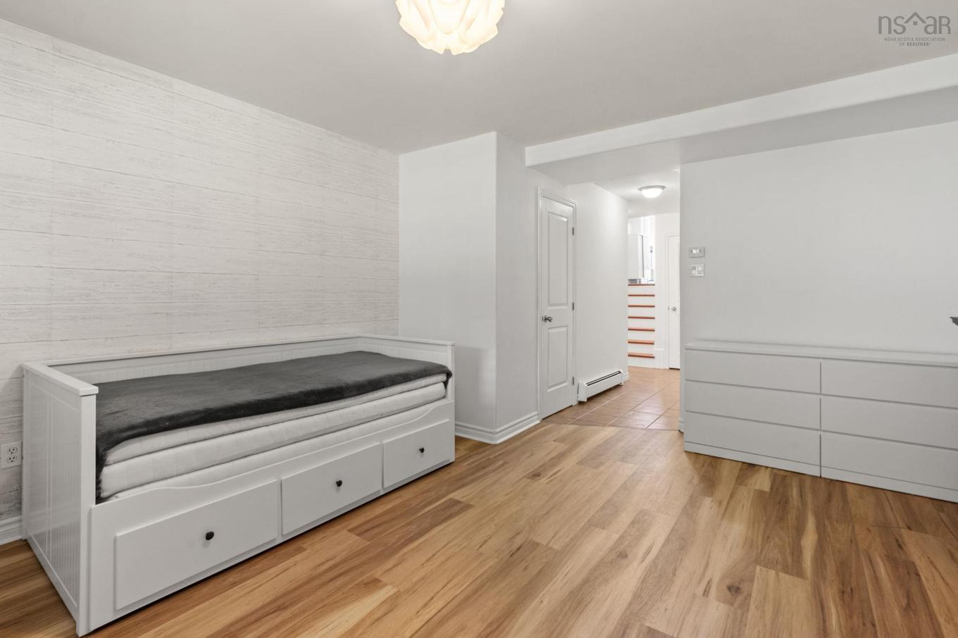 72 Fleetview Drive, Halifax, NS - Indoor
