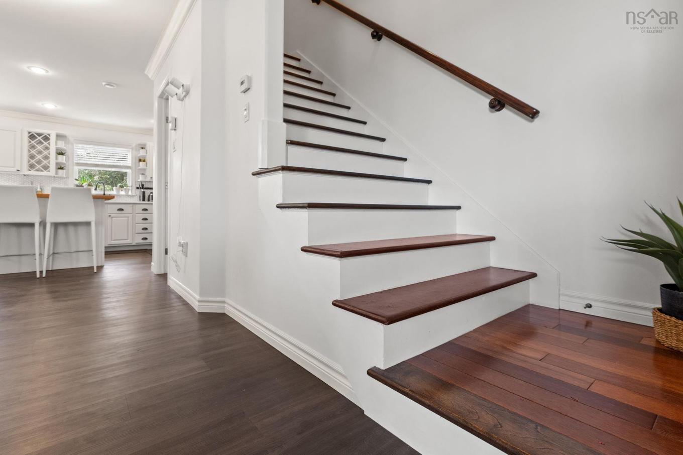 72 Fleetview Drive, Halifax, NS - Indoor Photo Showing Other Room