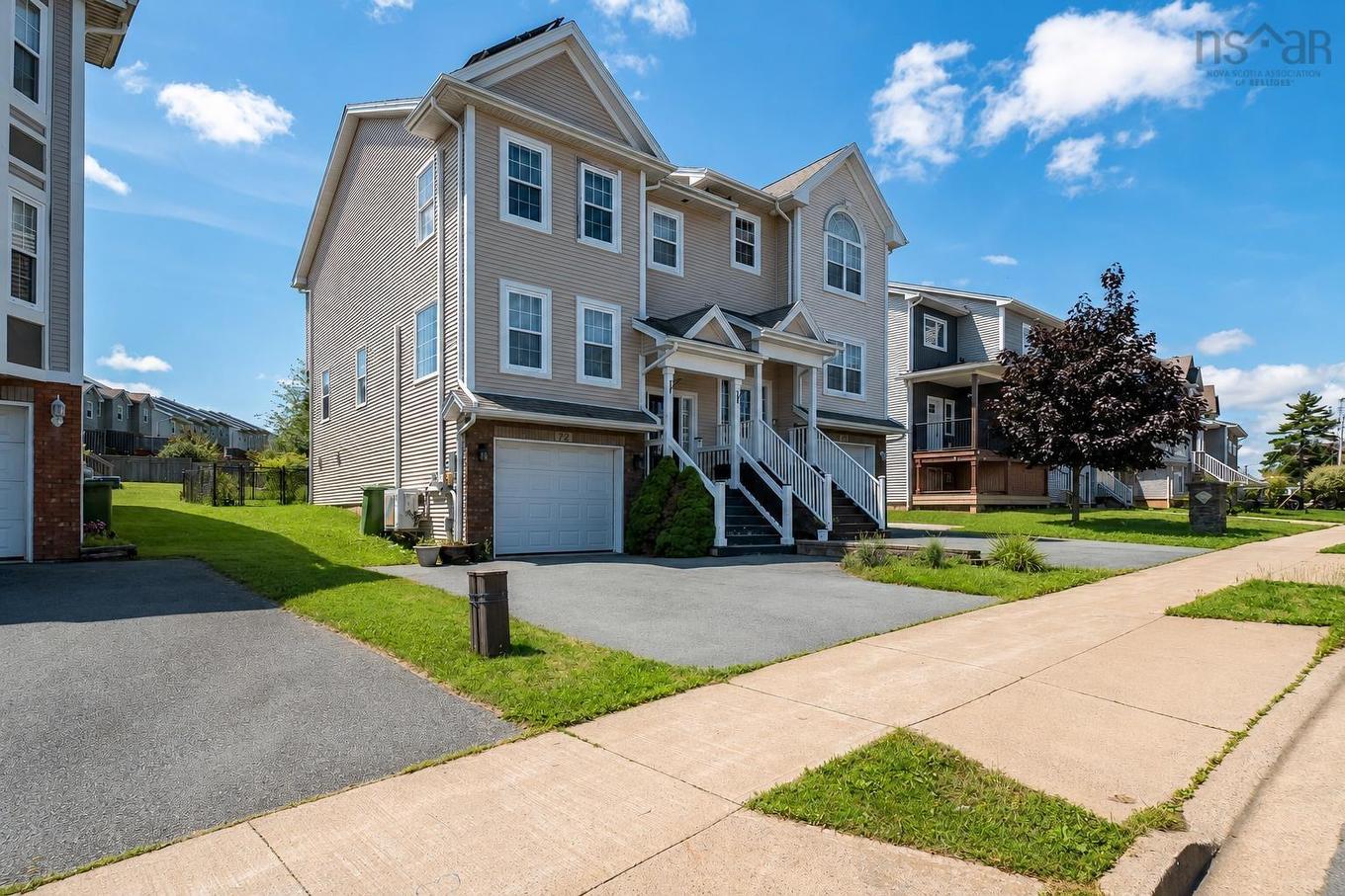 72 Fleetview Drive, Halifax, NS - Outdoor With Facade