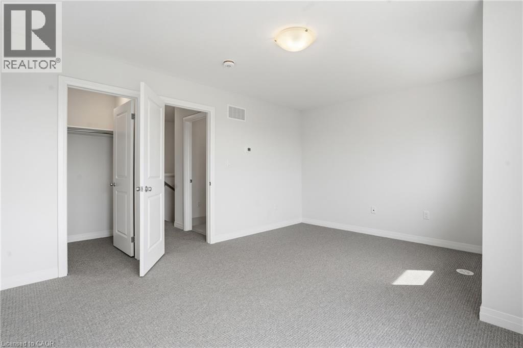 155 Equestrian Way Unit# 33, Cambridge, ON - Indoor Photo Showing Other Room