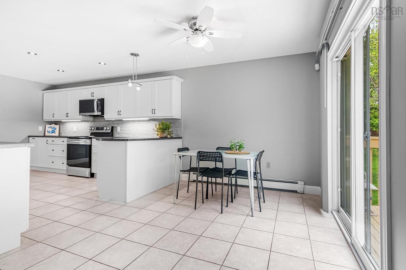 48 Gorsebud Close, Halifax, NS - Indoor