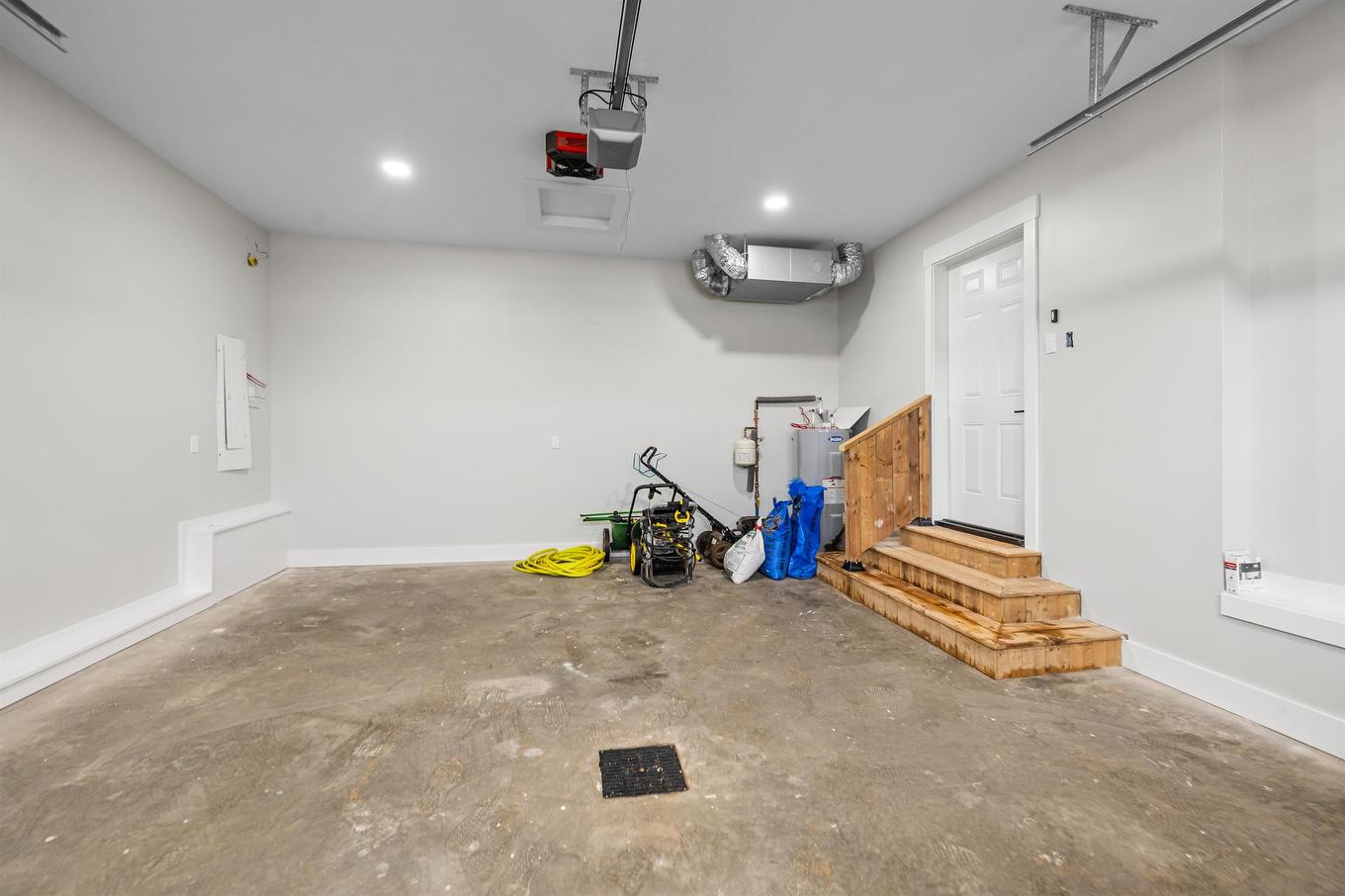 29 Samantha Lane, Cornwall, PE - Indoor