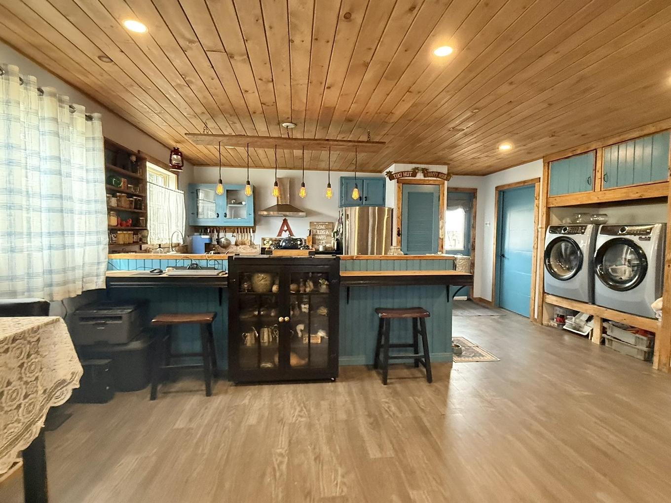 233 Main Street, Borden-Carleton, PE - Indoor Photo Showing Other Room