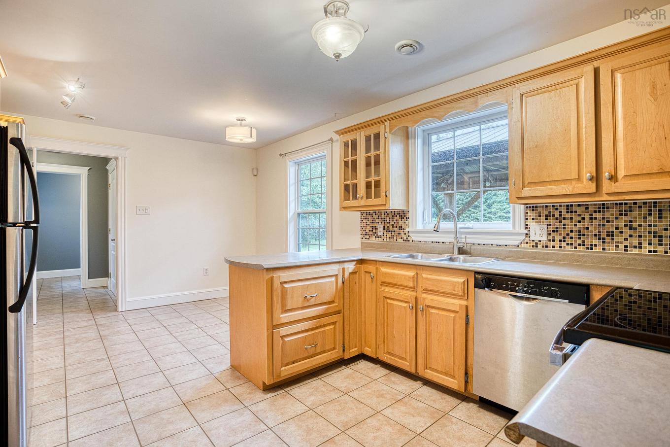 1850 Old Sambro Road, Williamswood, NS - Indoor Photo Showing Kitchen With Double Sink