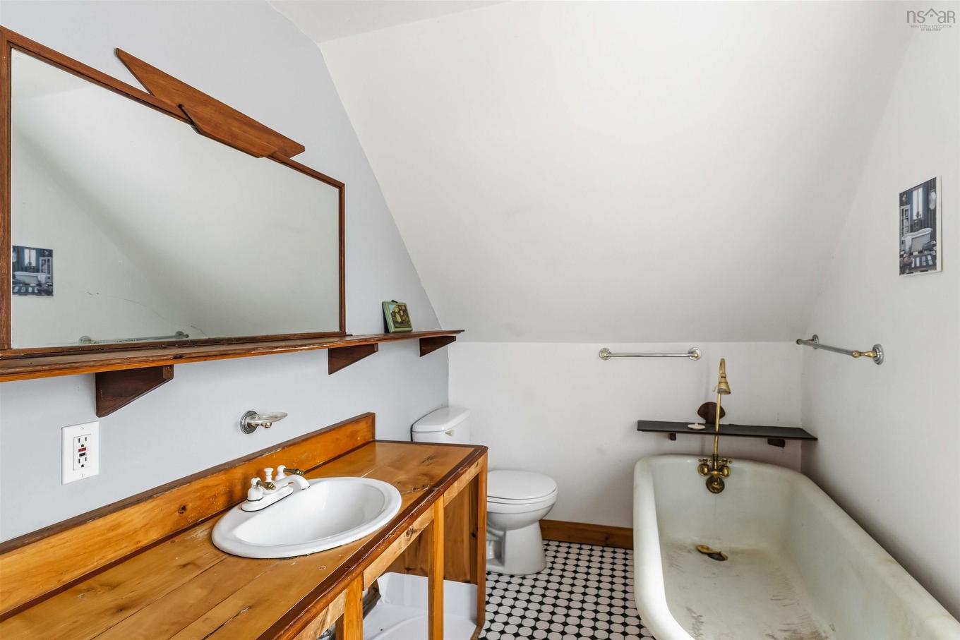 1870 Clemensvale Road, Bear River, NS