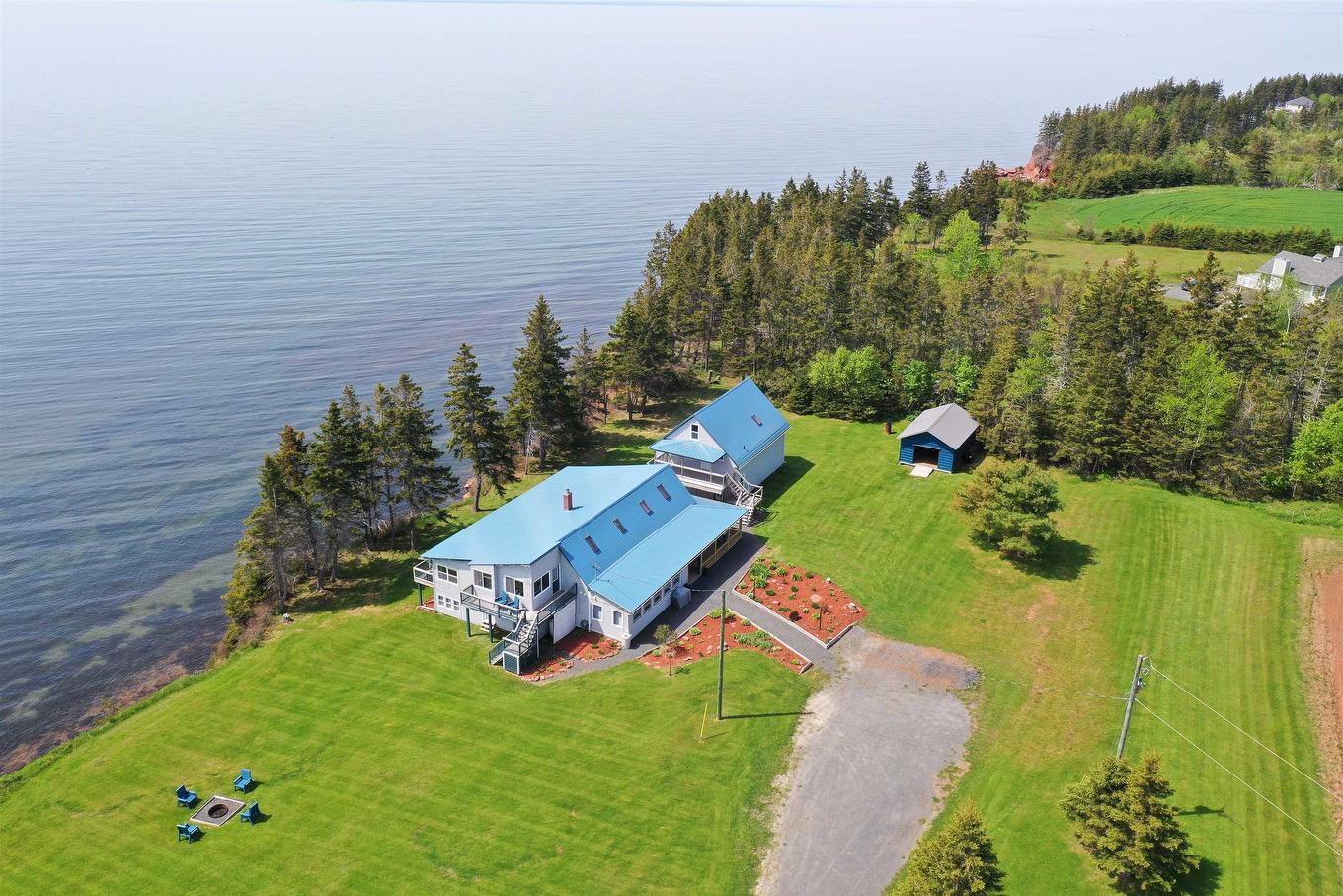 11561 Shore Road, Little Sands, PE