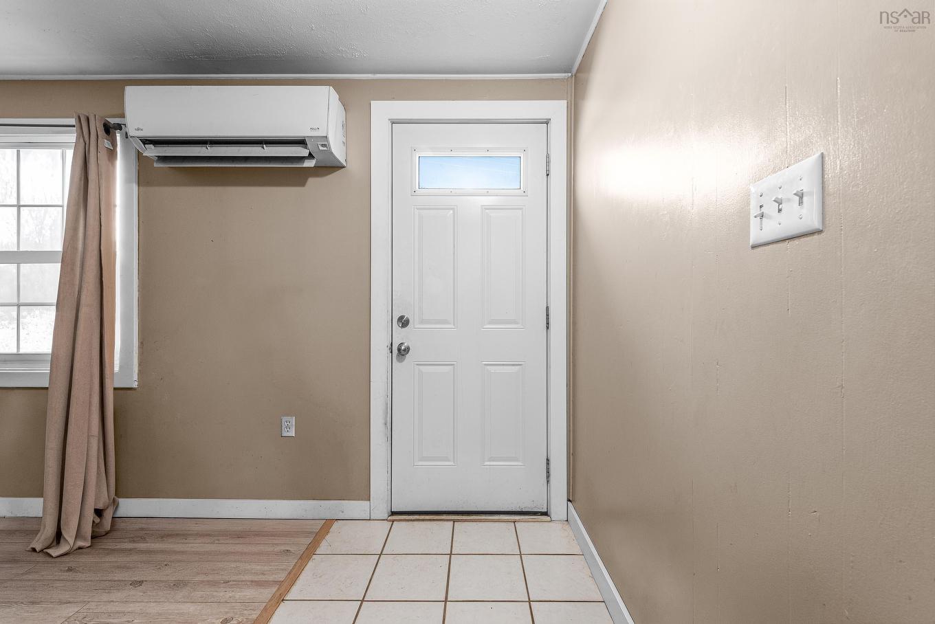 116 Coronation Avenue, Halifax, NS - Indoor Photo Showing Other Room