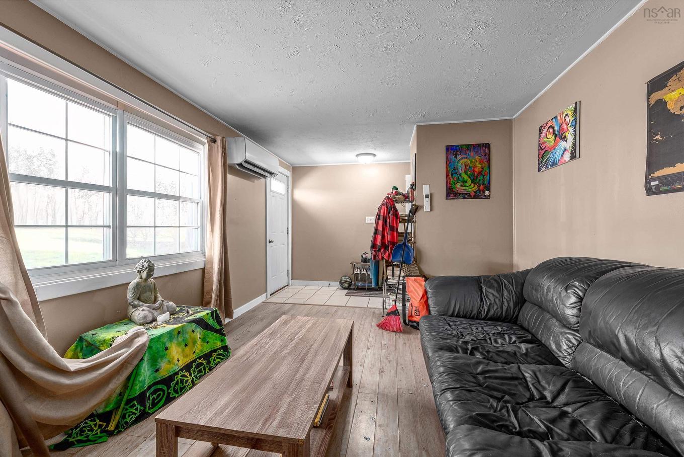 116 Coronation Avenue, Halifax, NS - Indoor