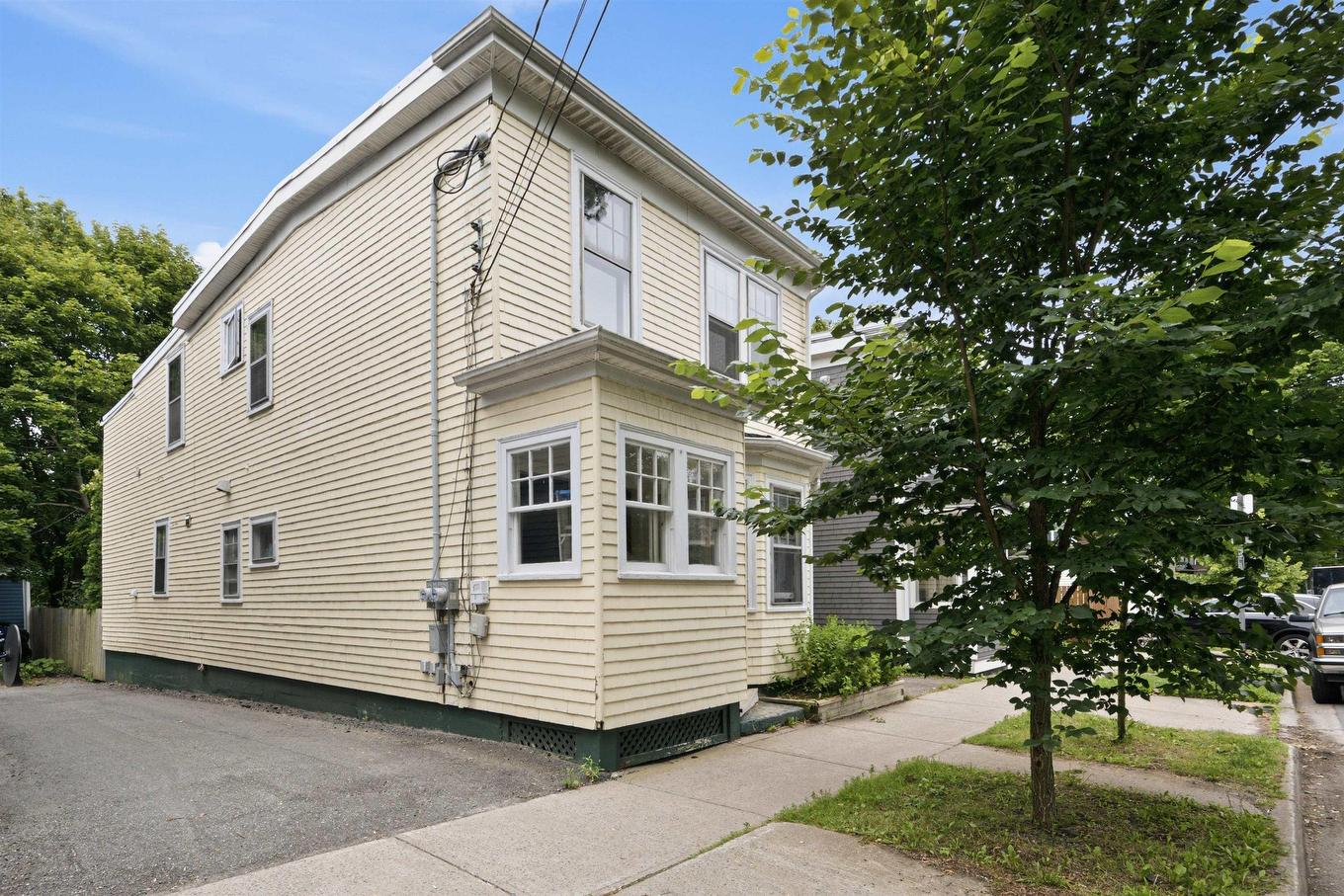 1747 Vernon Street, Halifax, NS - Outdoor