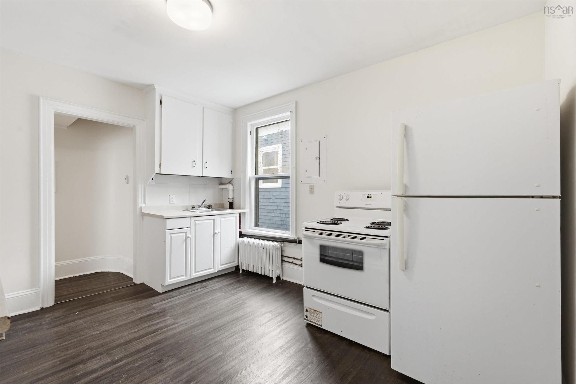 1747 Vernon Street, Halifax, NS - Indoor Photo Showing Kitchen