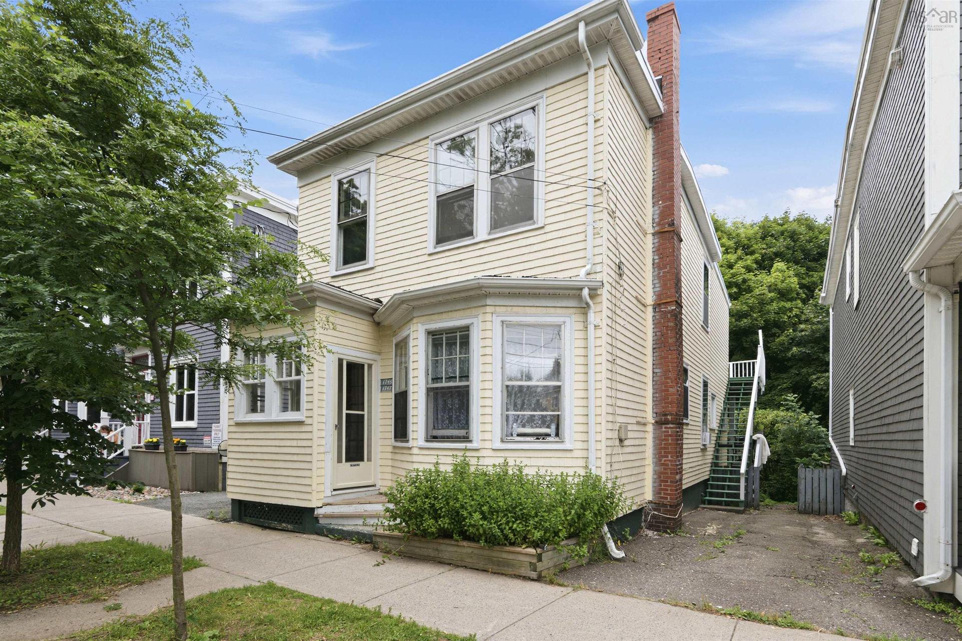 1747 Vernon Street, Halifax, NS - Outdoor With Facade