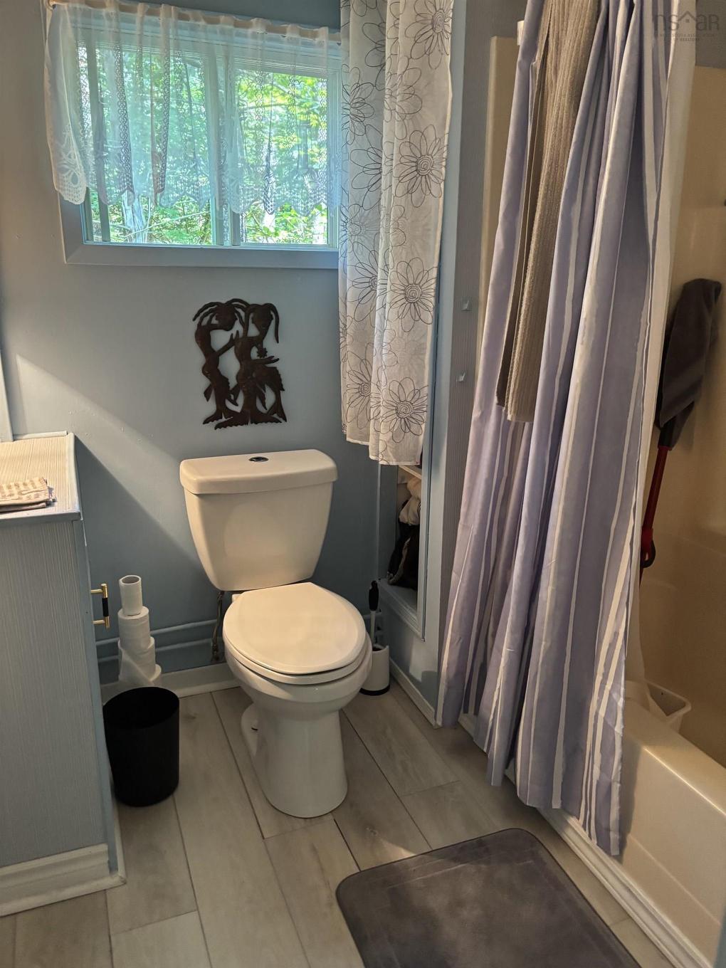 2031 East Clifford Road, East Clifford, NS - Indoor Photo Showing Bathroom