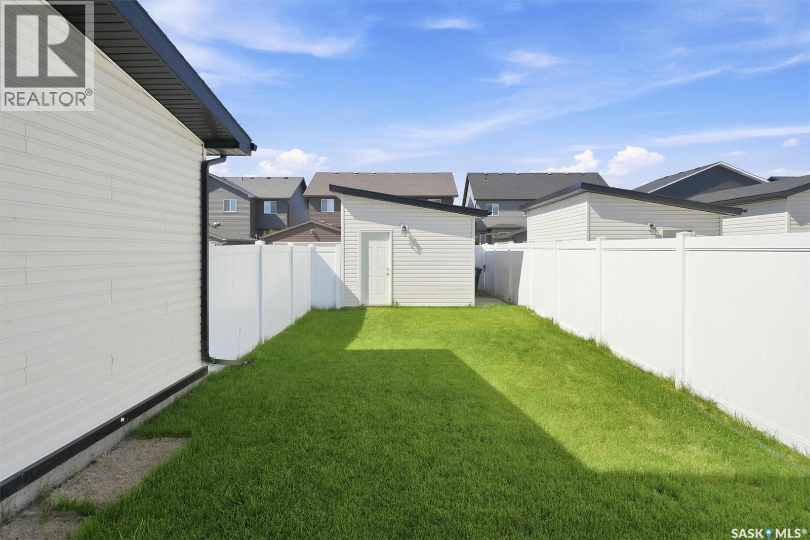 332 Mcfaull Crescent, Saskatoon, SK - Outdoor