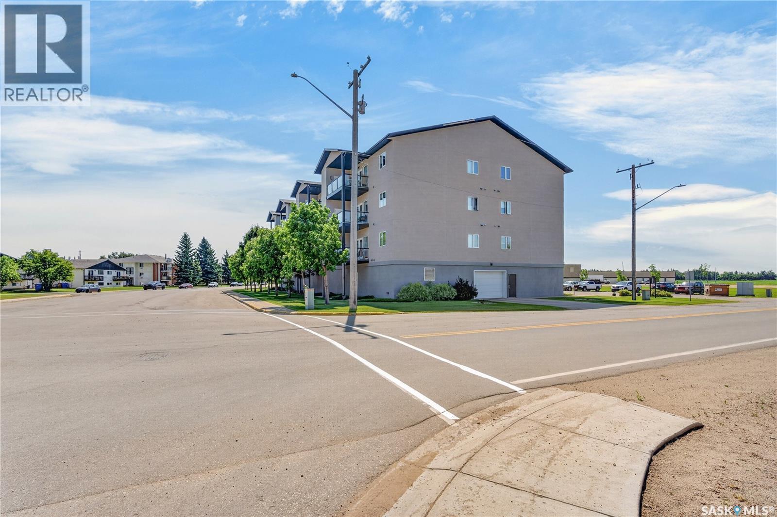 307 1145 Main Street, Melfort, SK - Outdoor
