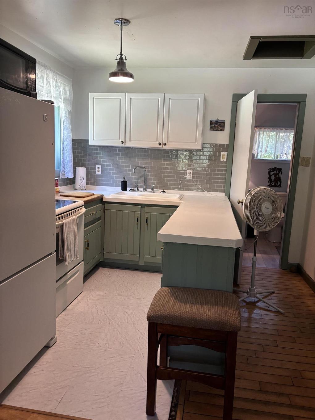 2031 East Clifford Road, East Clifford, NS - Indoor Photo Showing Kitchen