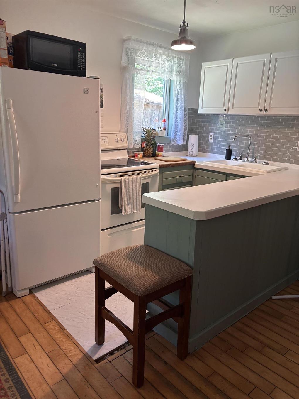 2031 East Clifford Road, East Clifford, NS - Indoor Photo Showing Kitchen