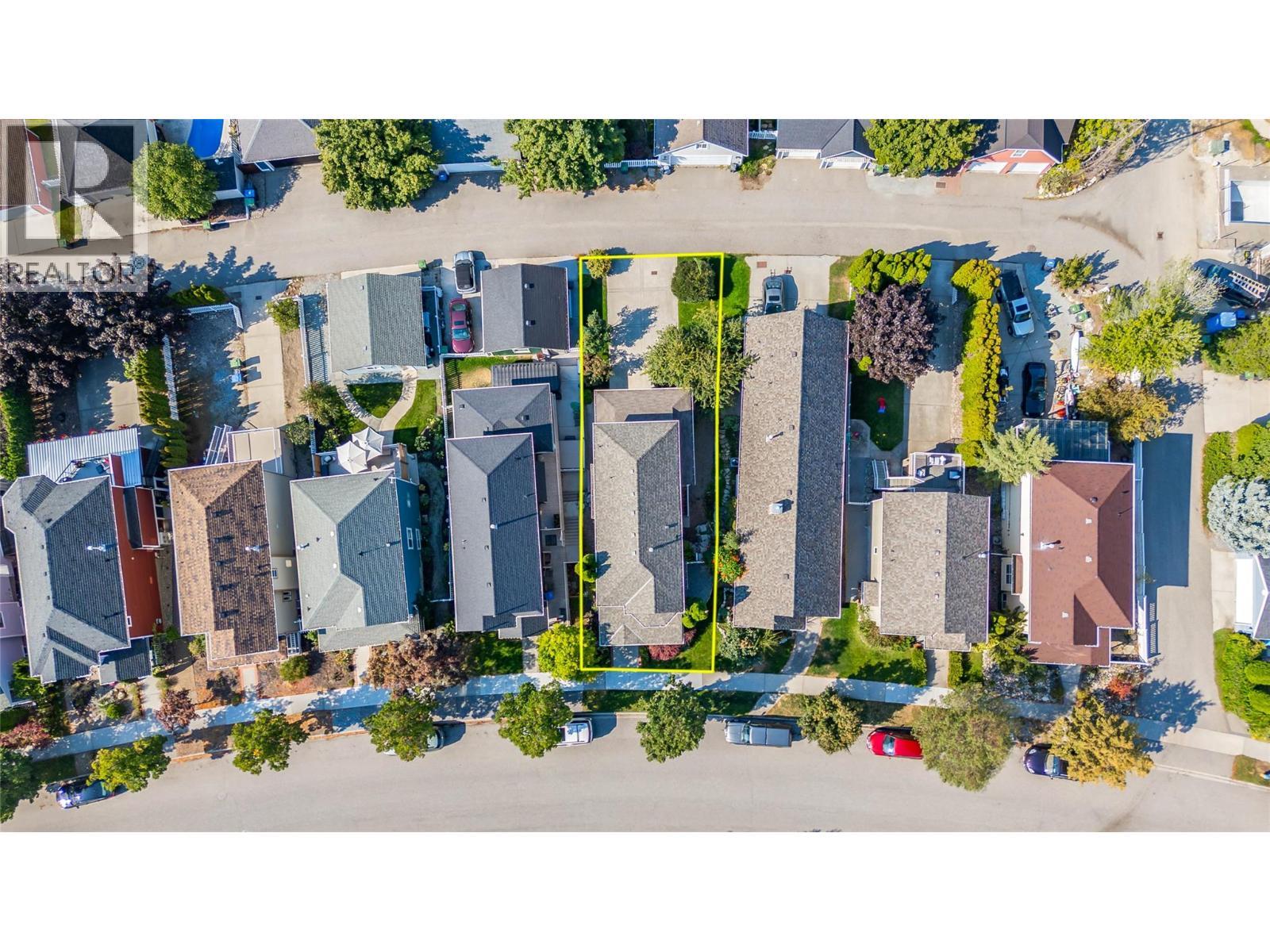 430 Mccarren Avenue, Kelowna, BC - Outdoor With View