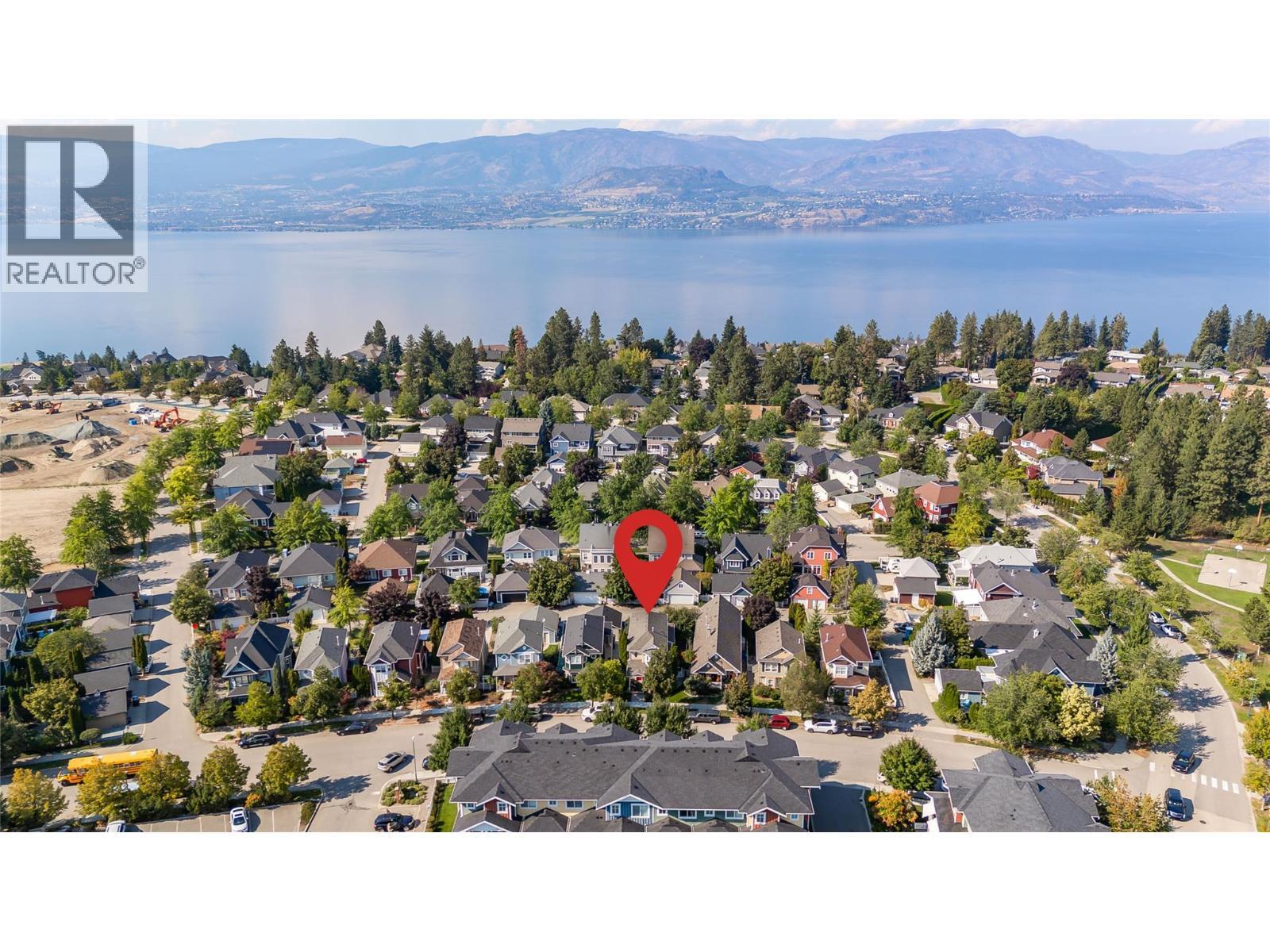 430 Mccarren Avenue, Kelowna, BC - Outdoor With Body Of Water With View