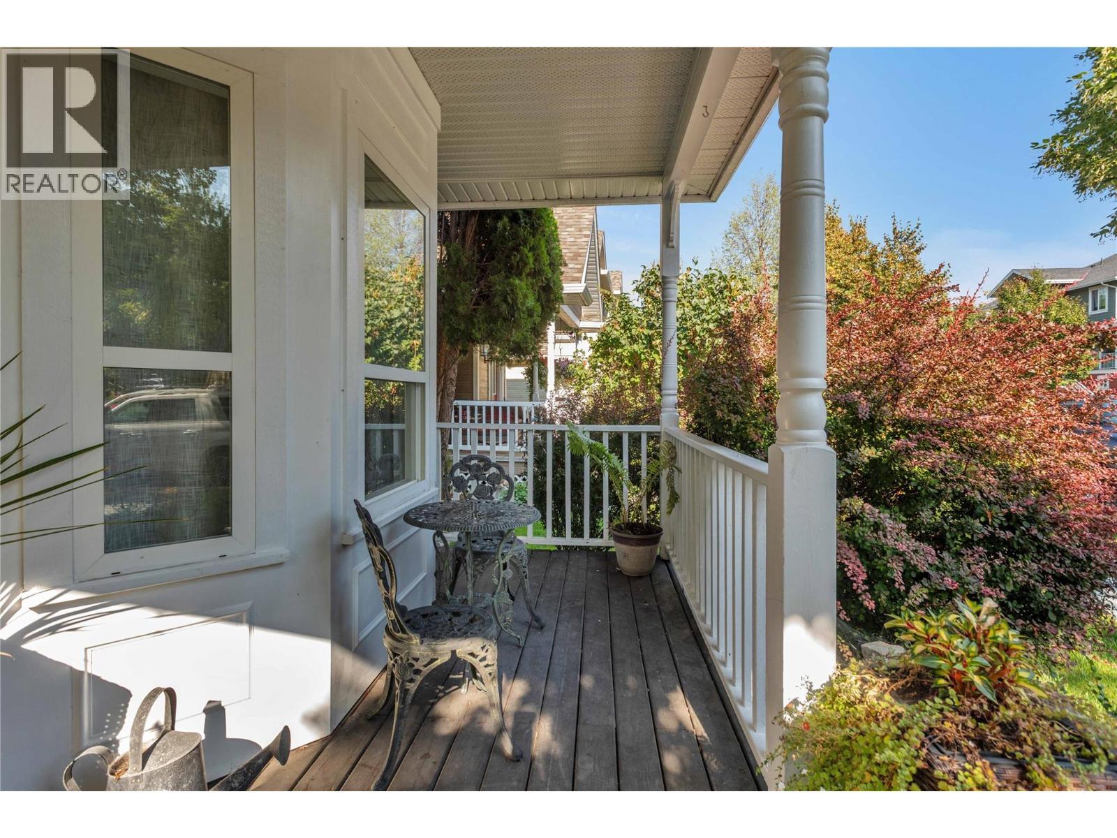430 Mccarren Avenue, Kelowna, BC - Outdoor With Deck Patio Veranda With Exterior