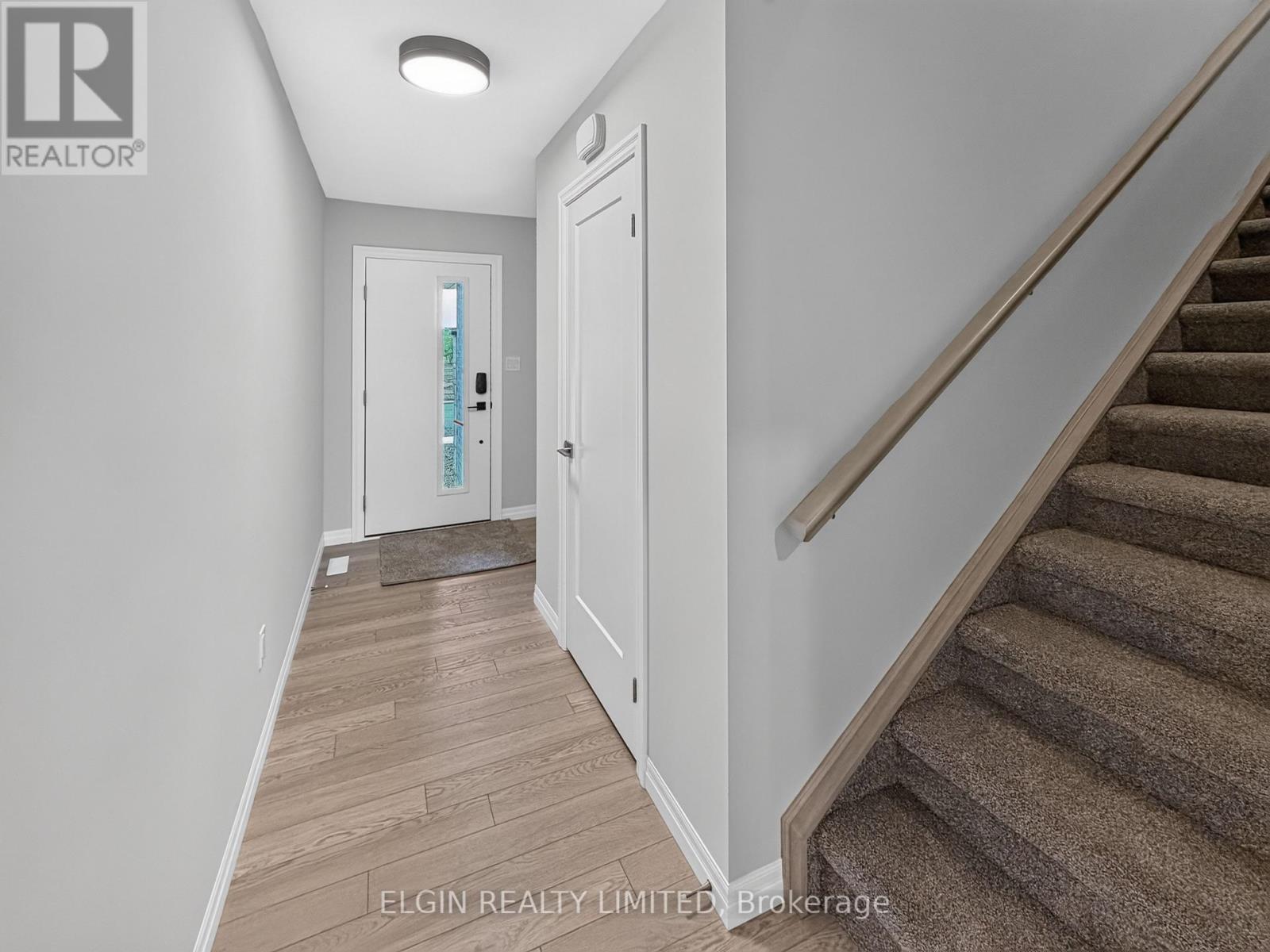 38 Finch Street, Tillsonburg, ON - Indoor Photo Showing Other Room