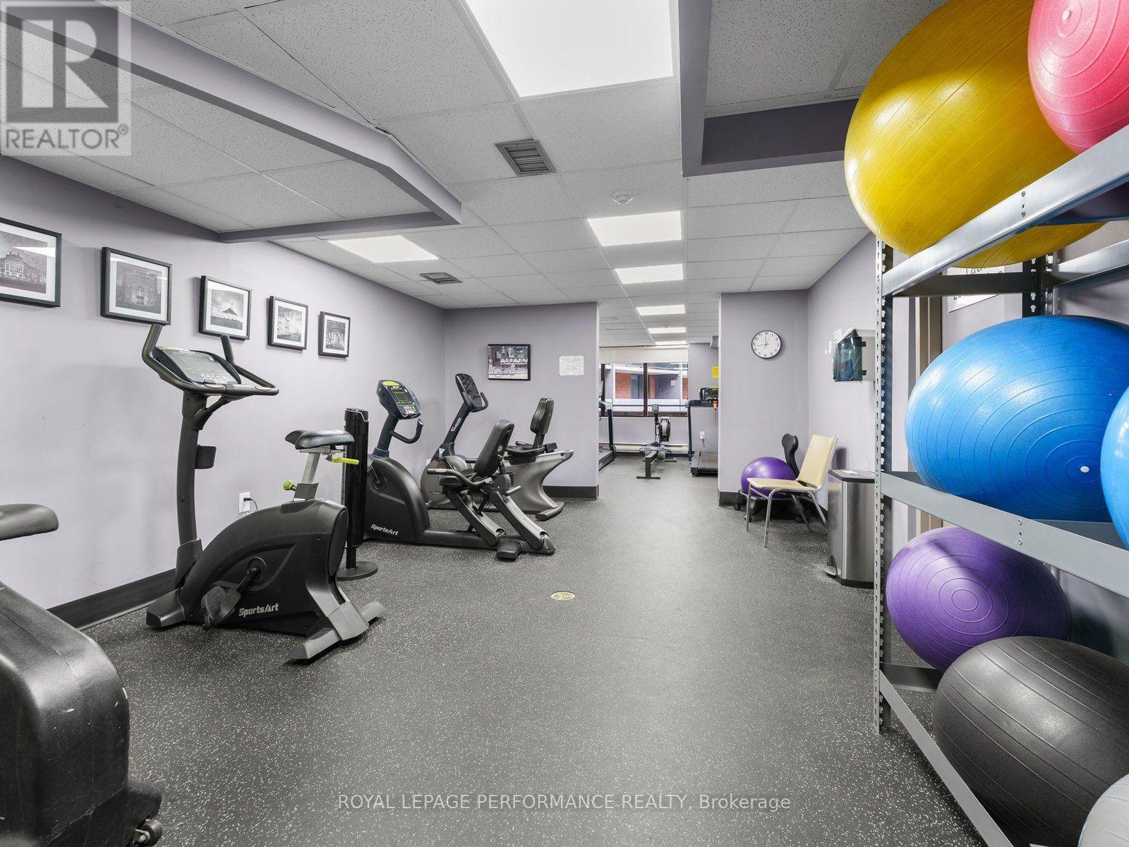 1002 - 757 Victoria Pk Avenue, Toronto (Oakridge), ON - Indoor Photo Showing Gym Room