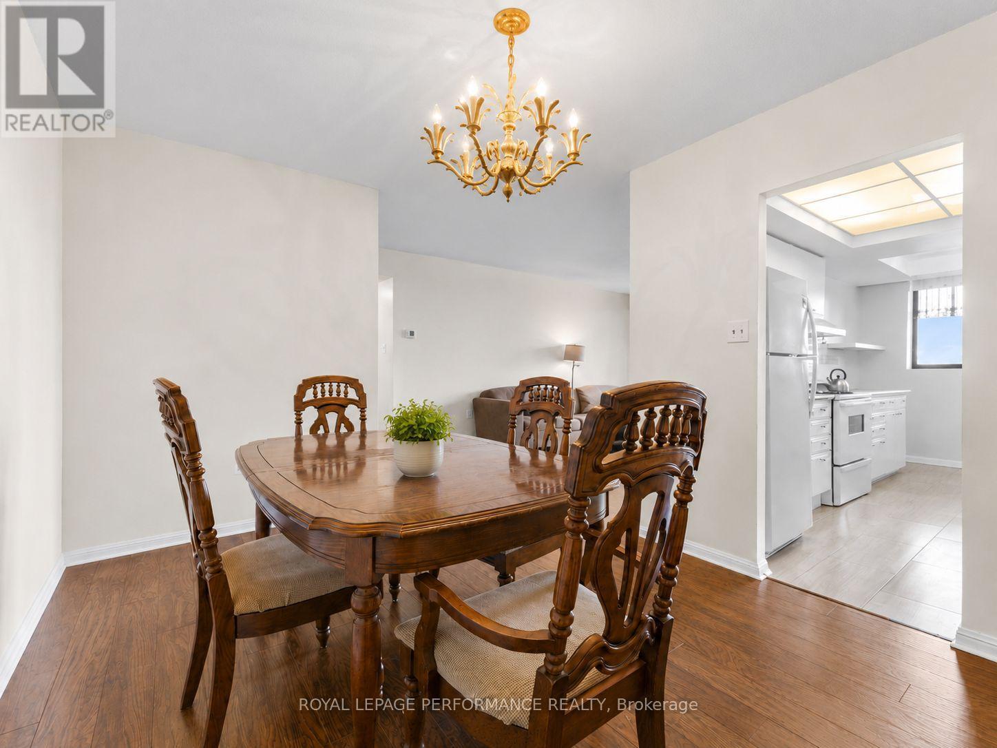1002 - 757 Victoria Pk Avenue, Toronto (Oakridge), ON - Indoor Photo Showing Dining Room